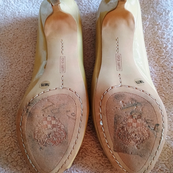 Vince Camuto Patent Leather Shoes - Picture 3 of 4